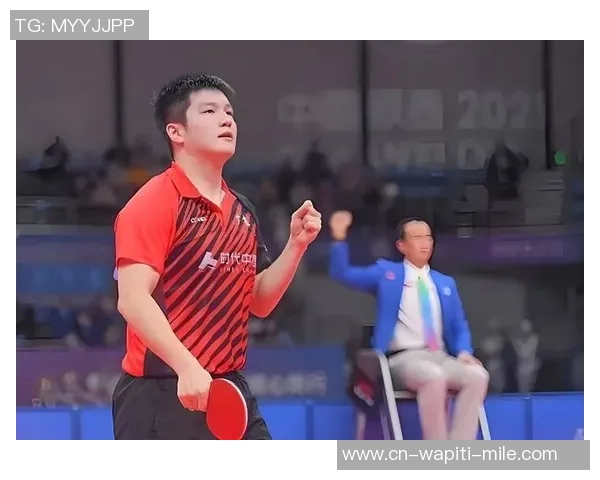 樊振东4-0周雨，打完最终一分，两人都笑了